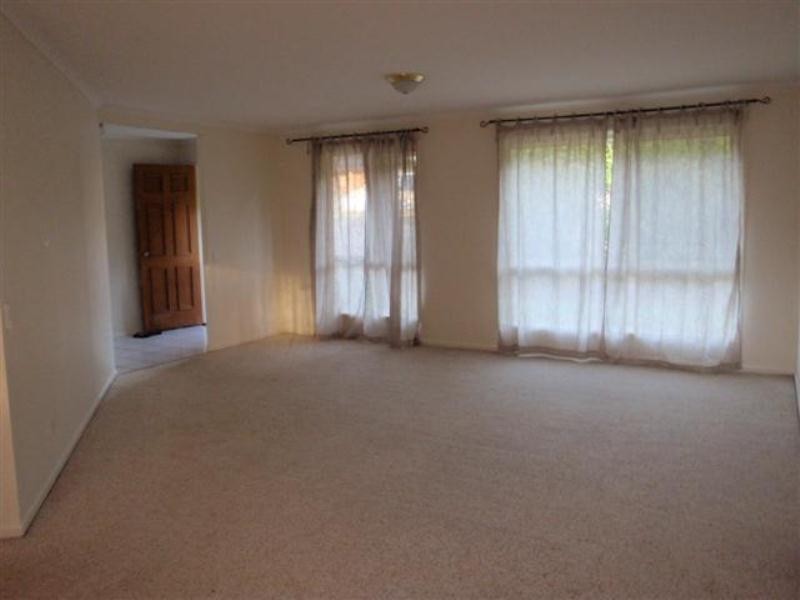 36 Kirkcaldy Street, Morayfield QLD 4506