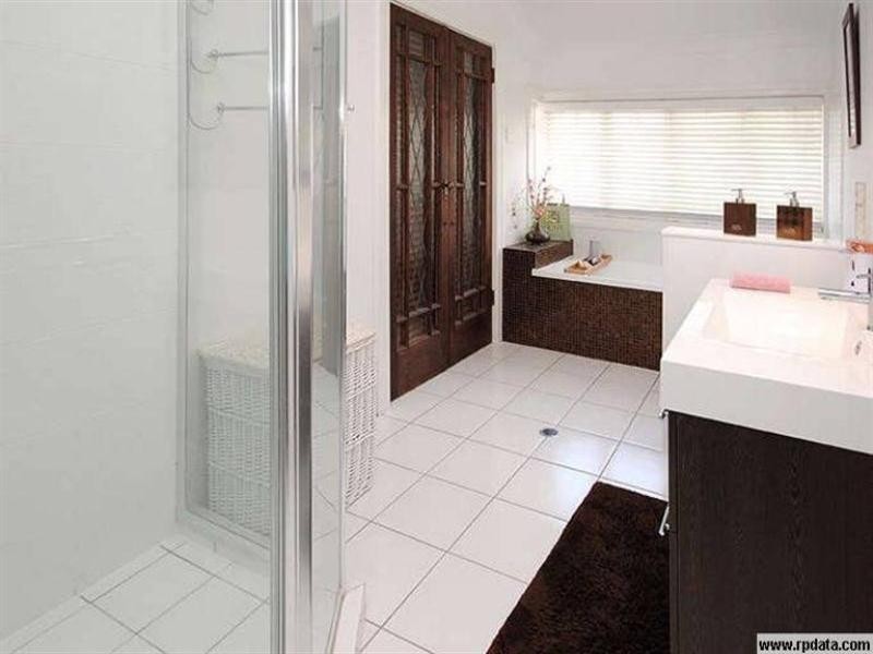 37 Oates Parade, Northgate QLD 4013