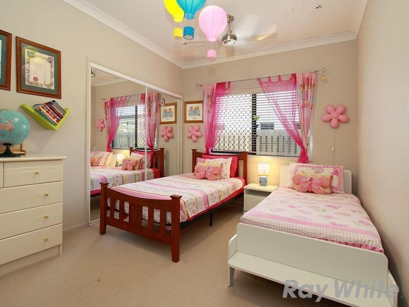 74 Petrie Cescent, Aspley QLD 4034