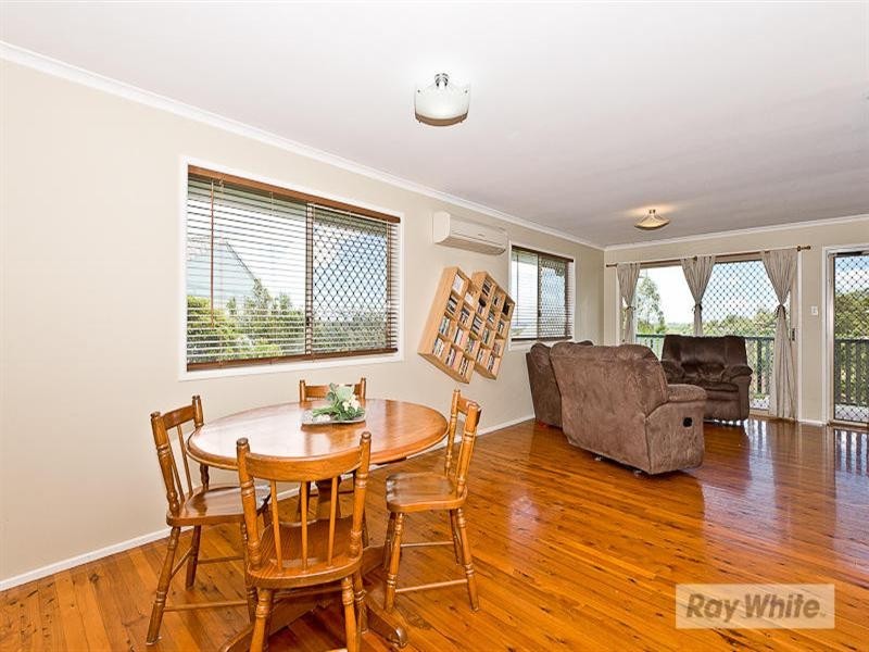 8 Atoll Crescent, Eatons Hill QLD 4037