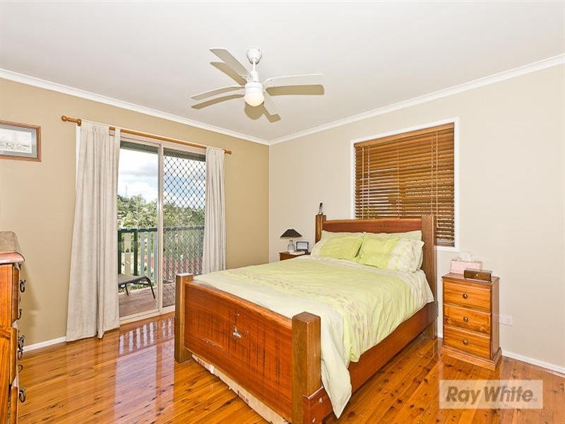 8 Atoll Crescent, Eatons Hill QLD 4037