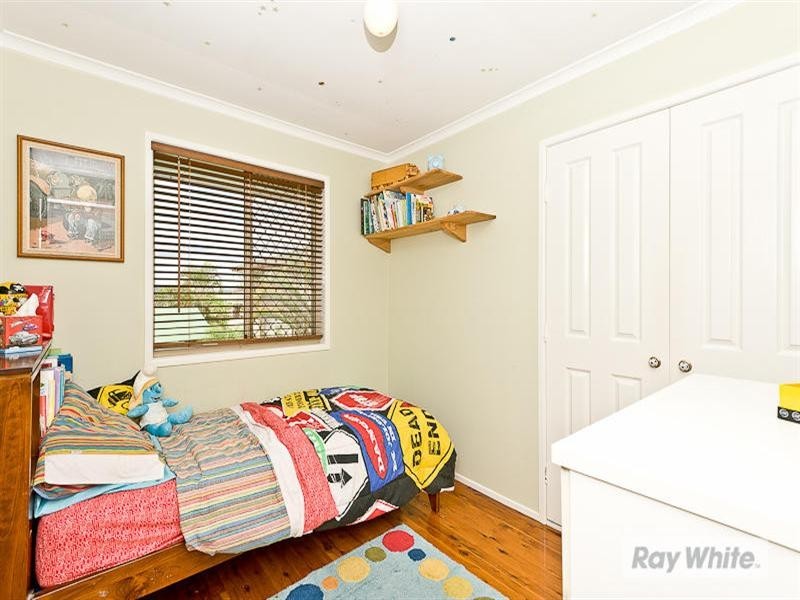 8 Atoll Crescent, Eatons Hill QLD 4037