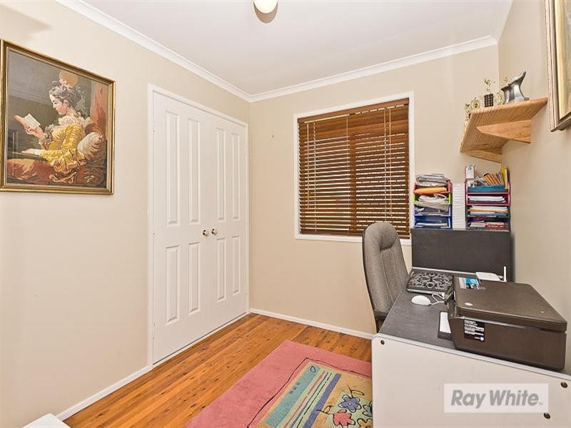 8 Atoll Crescent, Eatons Hill QLD 4037