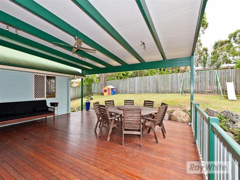 8 Atoll Crescent, Eatons Hill QLD 4037