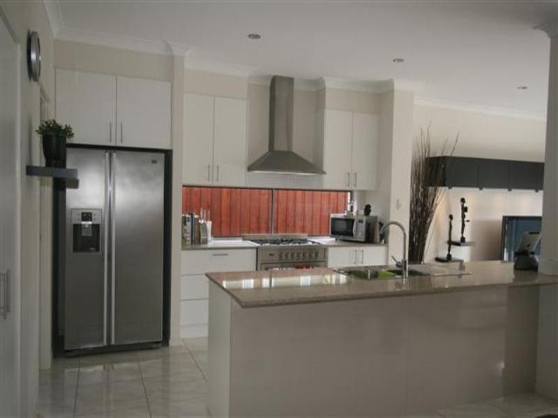 24 Hayden, Nudgee QLD 4014