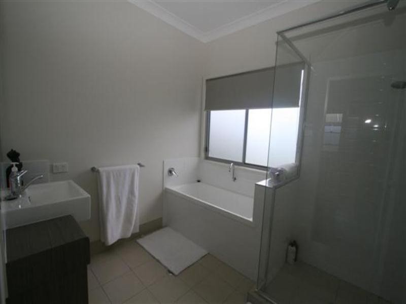 24 Hayden, Nudgee QLD 4014