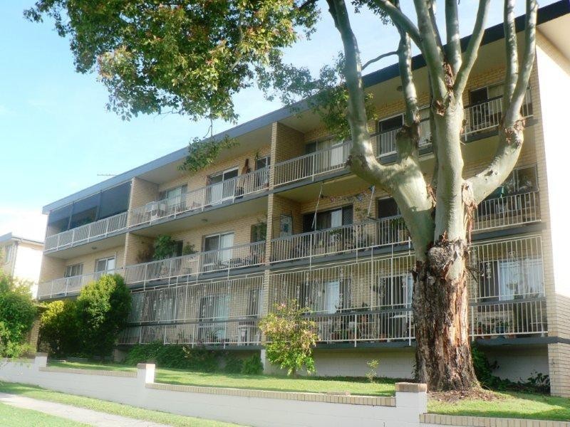 6/9 Buckby, Nundah QLD 4012