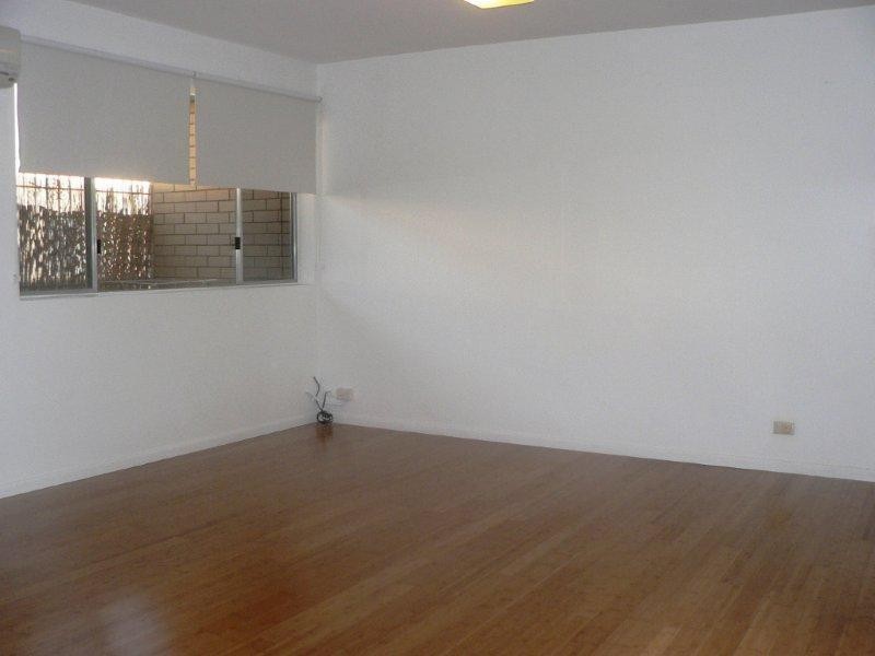 6/9 Buckby, Nundah QLD 4012