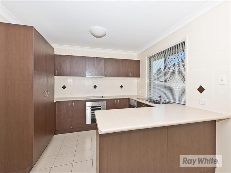 4 Castlewellan Circuit, Warner QLD 4500
