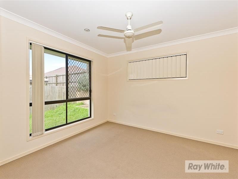 4 Castlewellan Circuit, Warner QLD 4500