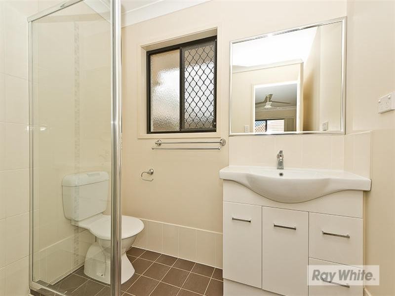 4 Castlewellan Circuit, Warner QLD 4500