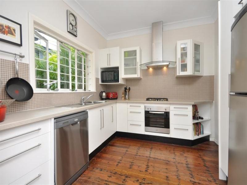 2 Woking Street, Mitchelton QLD 4053