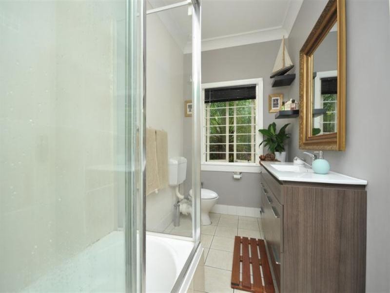 2 Woking Street, Mitchelton QLD 4053