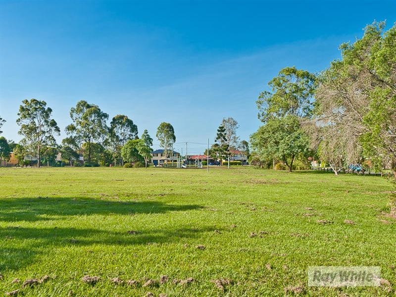 222 Francis Road, Lawnton QLD 4501