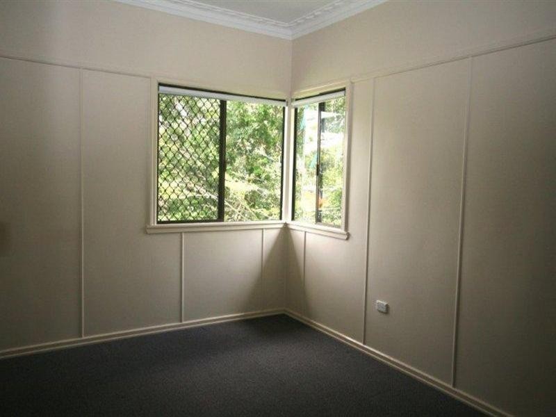 52 Taabinga Street, Wavell Heights QLD 4012