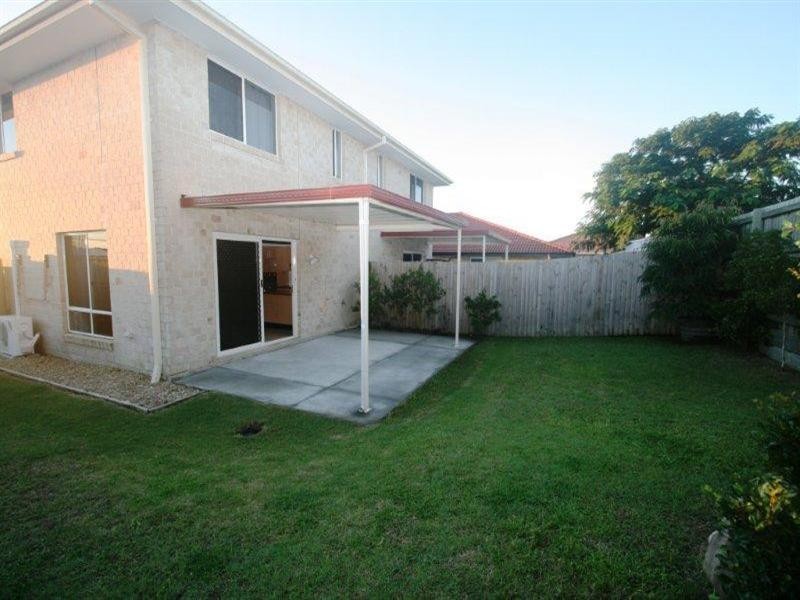 2/9 Lady Bowen Parade, Rothwell QLD 4022