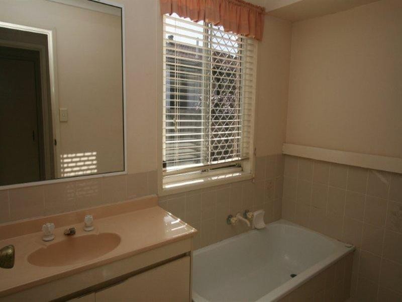 26 Balcara Avenue, Carseldine QLD 4034