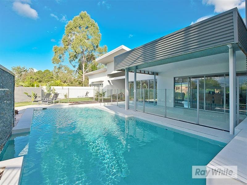 6 Glady Avenue, Caboolture QLD 4510