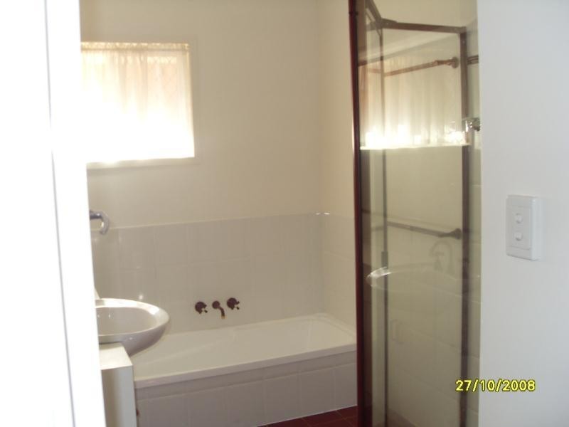 8 Ellerdale Street, Aspley QLD 4034