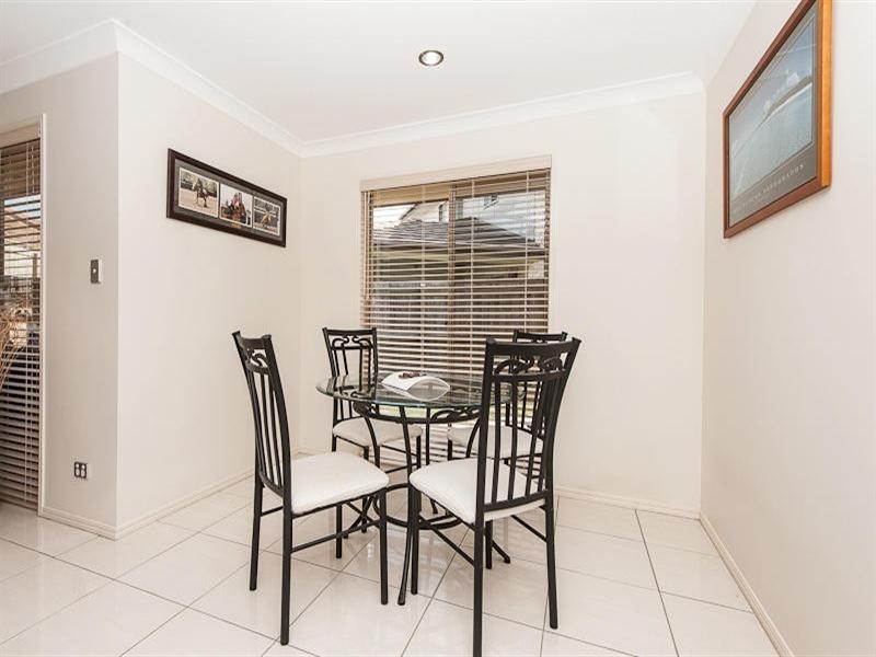 22 Castlewellan Circuit, Warner QLD 4500