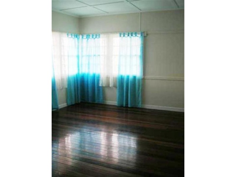 10 Berpi Street, Stafford QLD 4053