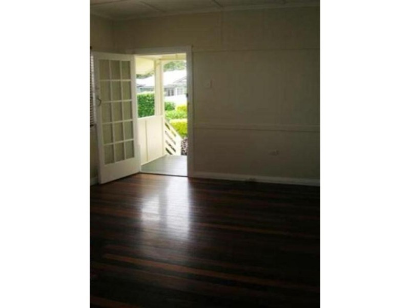 10 Berpi Street, Stafford QLD 4053