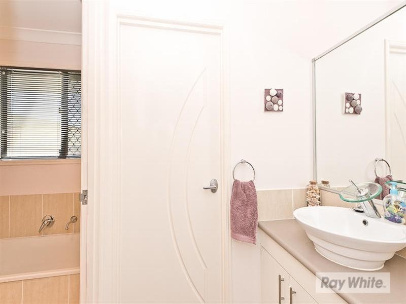 38 Oakwood Road, Warner QLD 4500