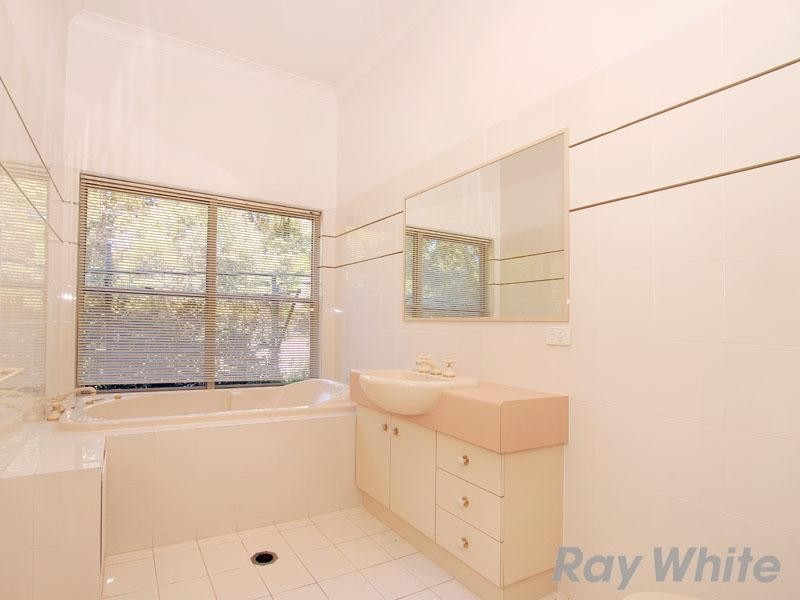 128 Ironwood Street, Aspley QLD 4034