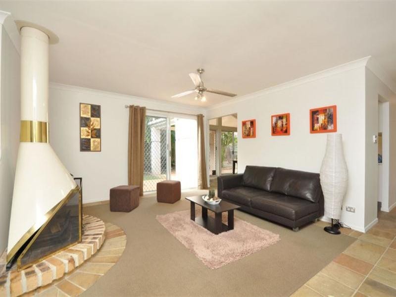 42 Wendon Way, Bridgeman Downs QLD 4035