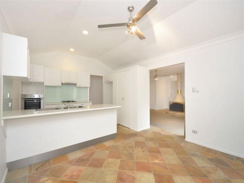 42 Wendon Way, Bridgeman Downs QLD 4035