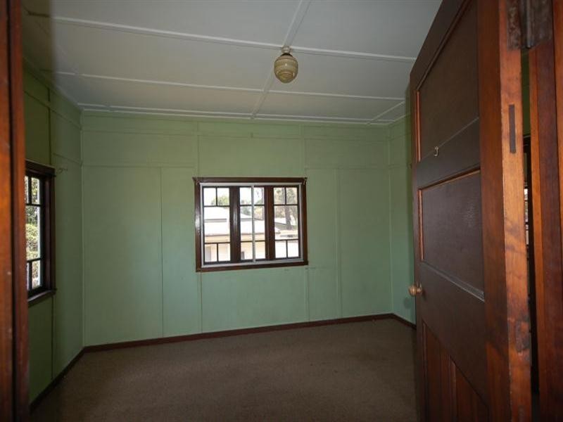 1100 Anzac Avenue, Petrie QLD 4502