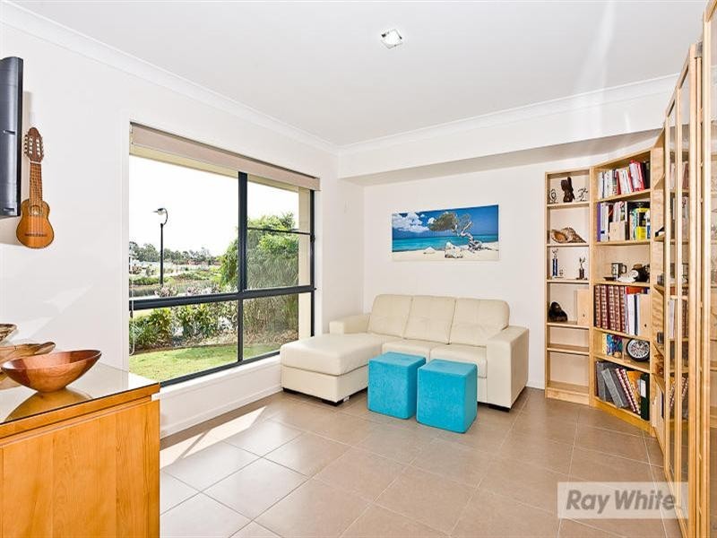 23 Swan Parade, Warner QLD 4500