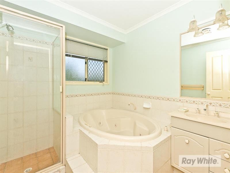 2 Roseberry Place, Burpengary QLD 4505