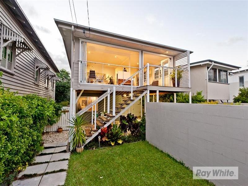 374 Flinders Parade, Brighton QLD 4017