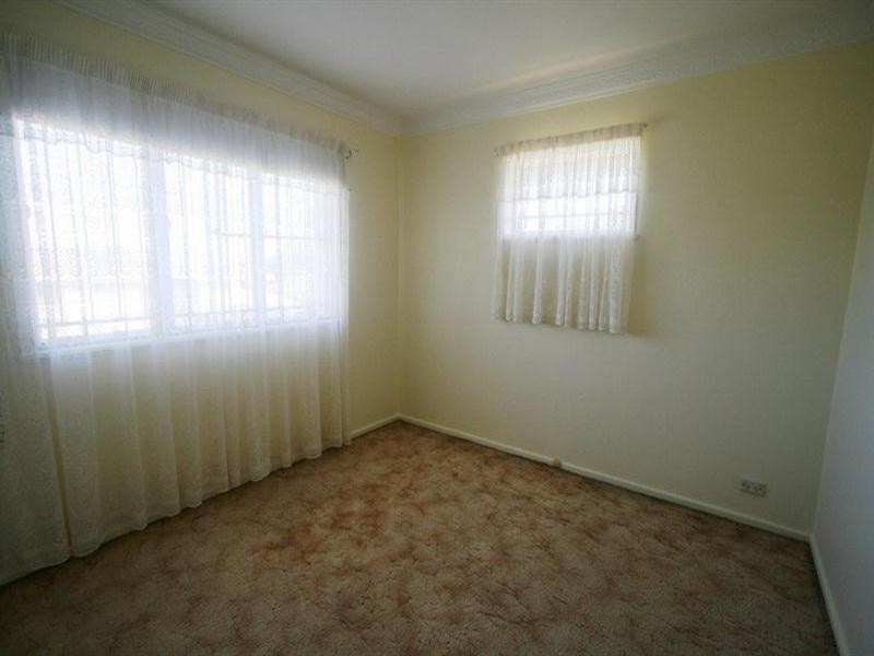 12 Parkmore Street, Boondall QLD 4034