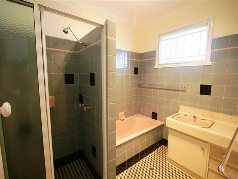 12 Parkmore Street, Boondall QLD 4034