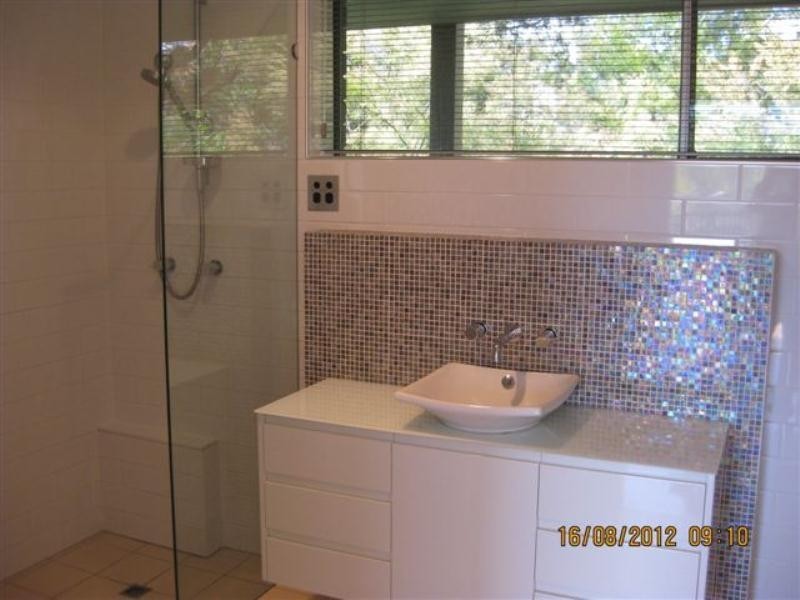 11 Ashley Road, Chermside West QLD 4032