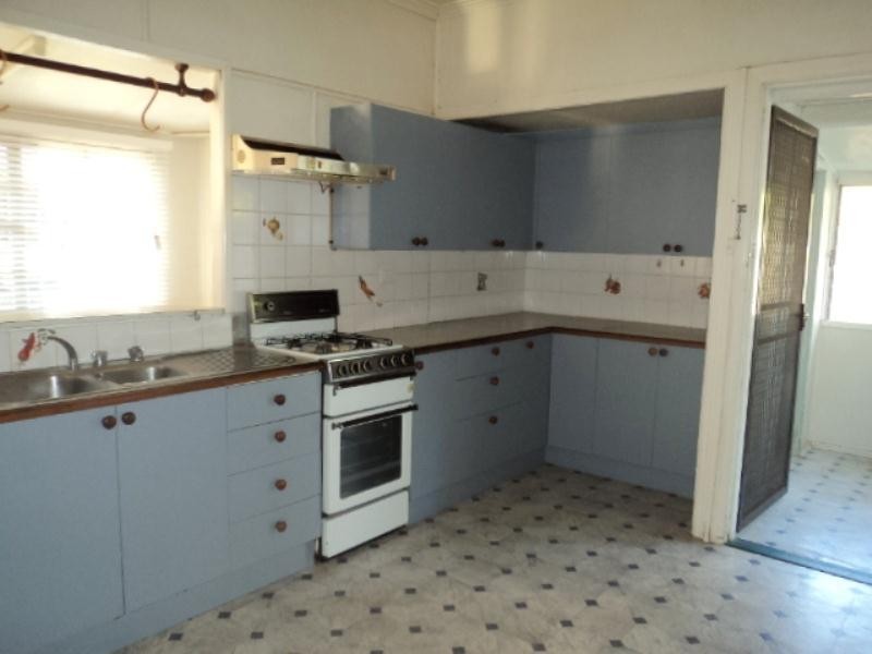 35 University Road, Mitchelton QLD 4053