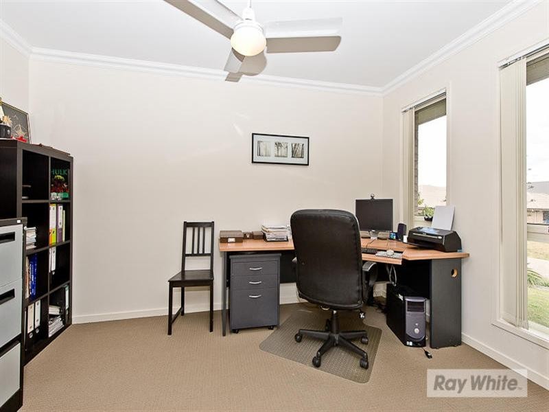 15 Barambah Circuit, Warner QLD 4500