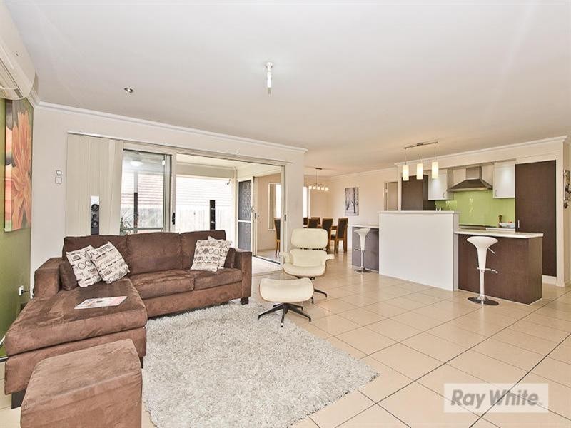 15 Barambah Circuit, Warner QLD 4500