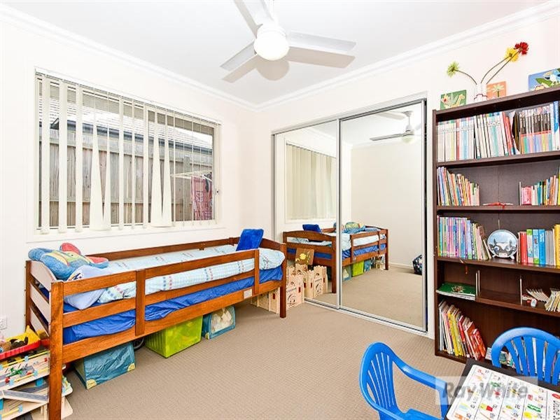 15 Barambah Circuit, Warner QLD 4500