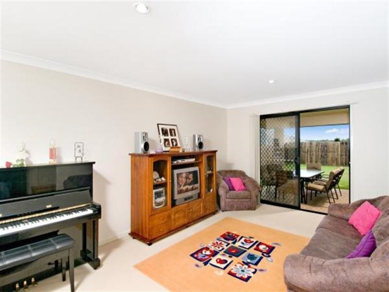 61 Karelyn Drive, Joyner QLD 4500