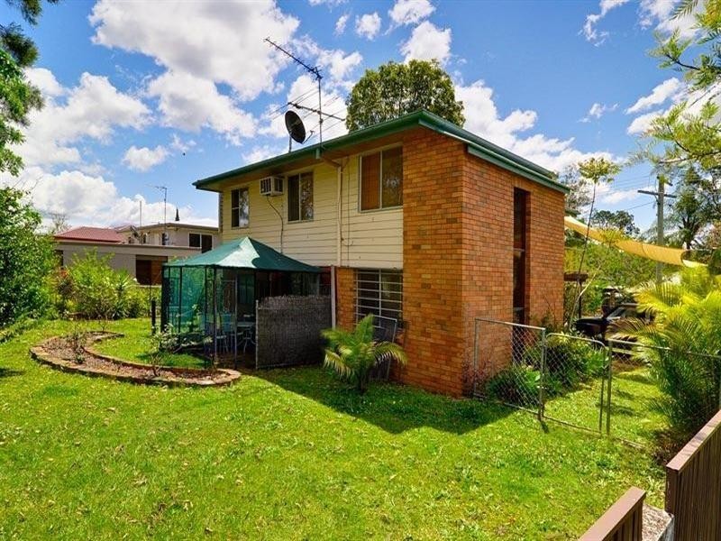 2 Conifer Crescent, Bray Park QLD 4500