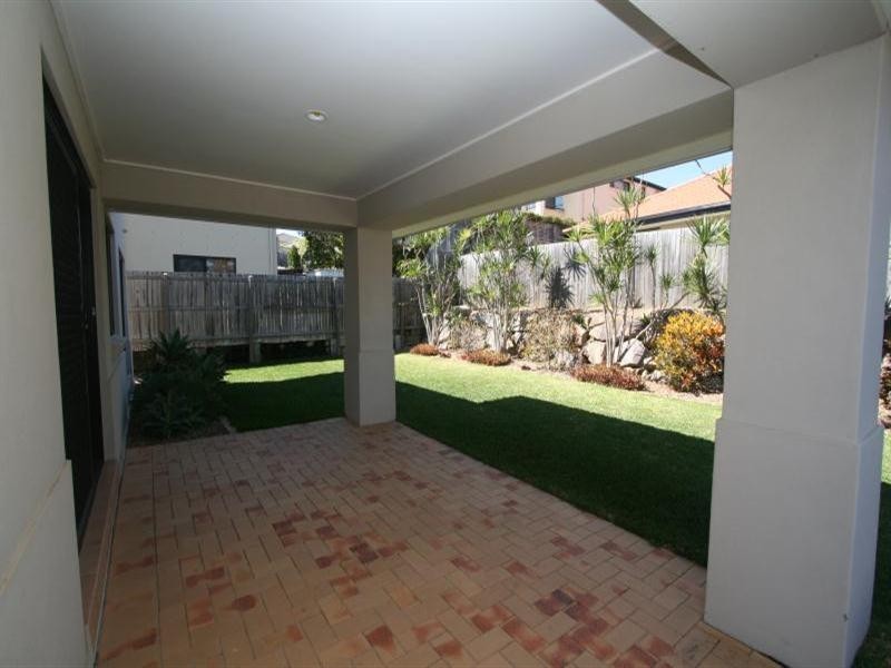 161 Saturn Crescent, Bridgeman Downs QLD 4035