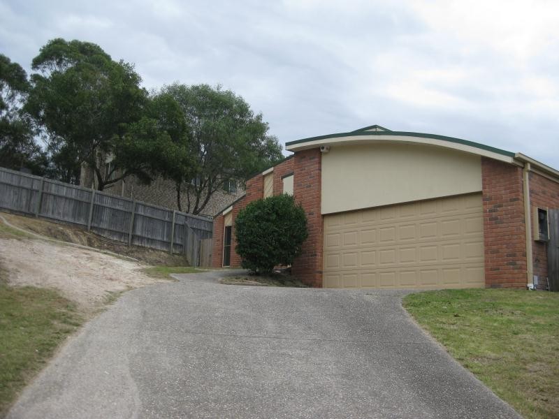 9 Wade Court, Shailer Park QLD 4128