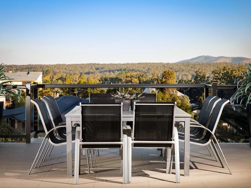 28 Talisman Court, Eatons Hill QLD 4037