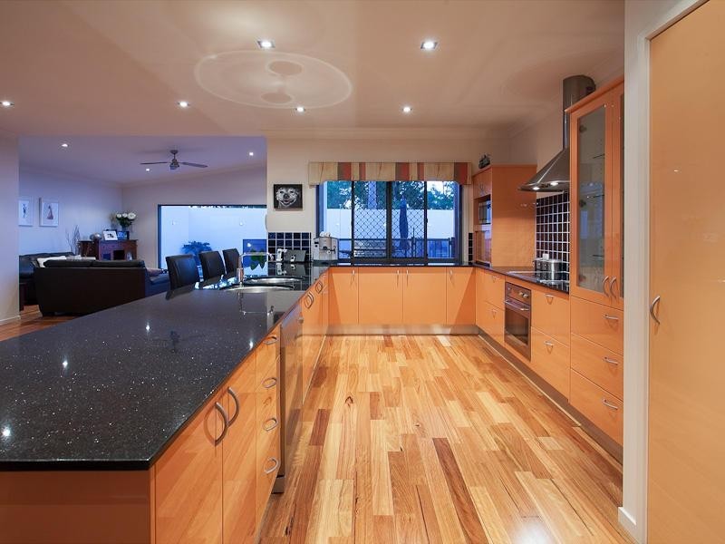 28 Talisman Court, Eatons Hill QLD 4037