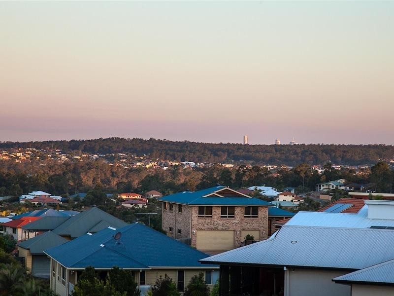 28 Talisman Court, Eatons Hill QLD 4037