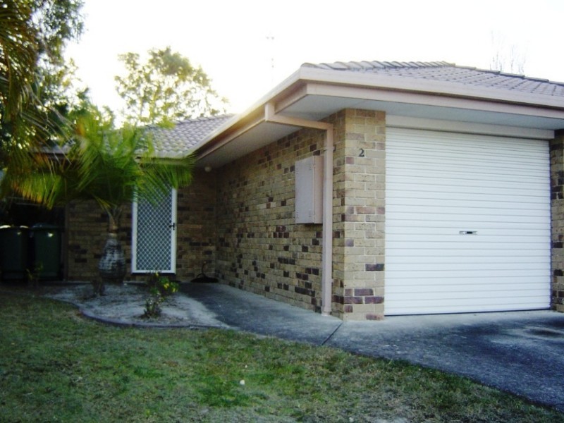 2/9 Theatre Street, Oxenford QLD 4210