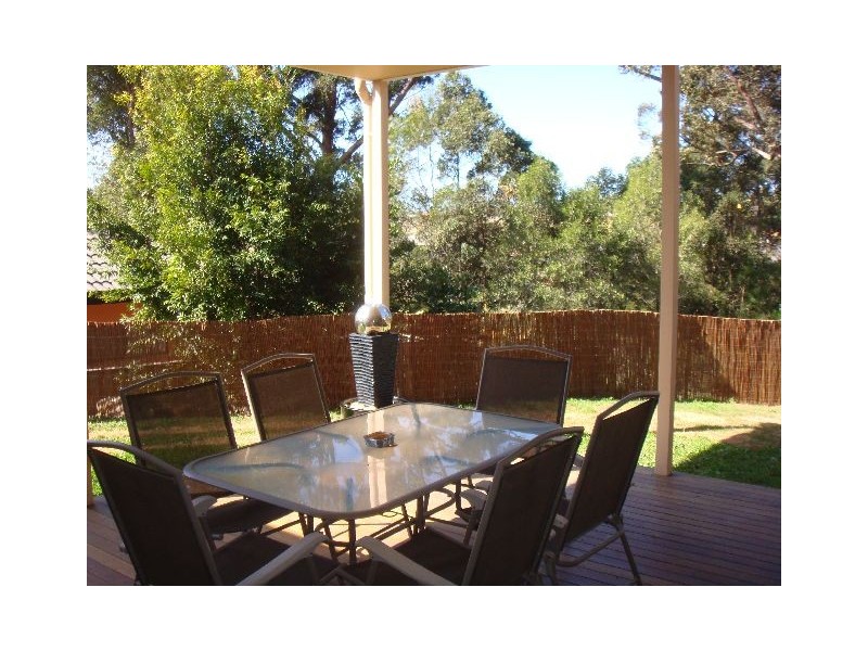 12 Finnin Court, Maudsland QLD 4210
